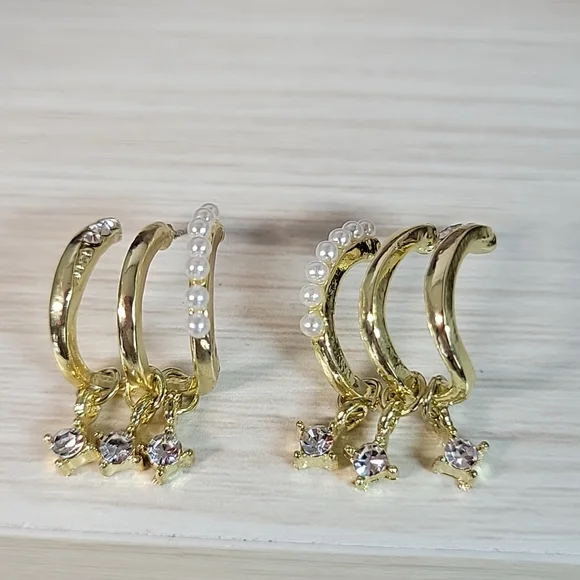 Claw Style Huggies with Faux Pearl, Crystal Dangles, S925 - Picture 3 of 7